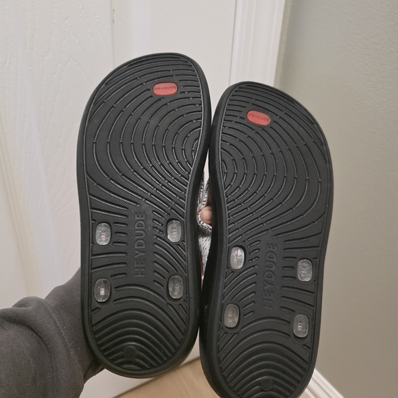 Hey Dude Black and Grey Flip Flops - Picture 3 of 5